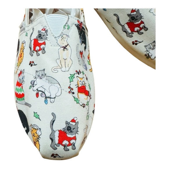 Playful Cat Print Slip-On Shoes - Picture 4 of 4